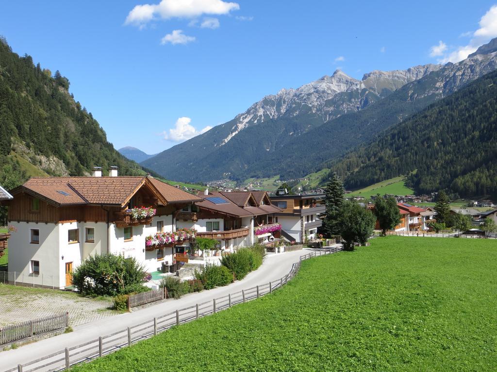 Haus Andrea Hotel Neustift im Stubaital Phòng bức ảnh